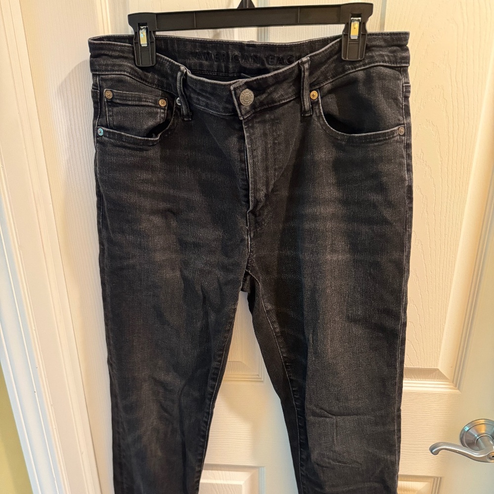 Black American Eagle jeans